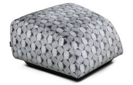 Пример моделей в ткани Pattern