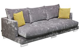 Пример моделей в ткани Carrera