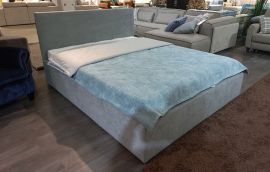 Пример моделей в ткани Vintage Velvet