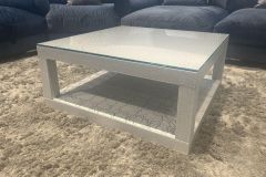 стол Тенесси 8 марта