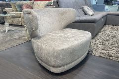 Кресло Феллини 8 марта