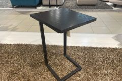 стол Дени 8 марта