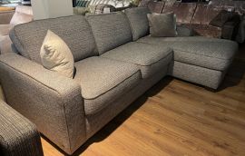 прямой диван Декаданс, № заказа 630375/3 8 марта