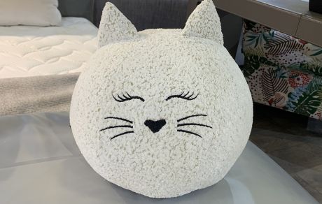  Подушка Котик, № заказа 670799 8 марта