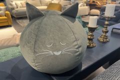  Подушка Котик 8 марта