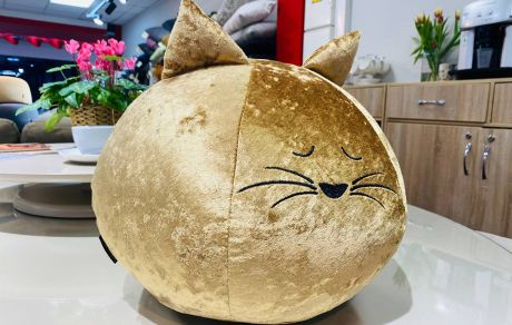 Подушка Котик, № заказа 670768 8 марта