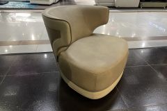 Кресло Феллини 8 марта